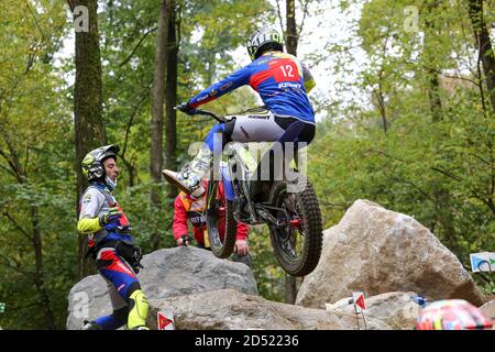 Jeroni Fajardo (Sherco / Trial GP) pendant le Championnat du monde de Trial FIM Hertz (Round 4) sur le circuit moto Club Lazzate le 11 octobre 2020 à Lazzate Banque D'Images