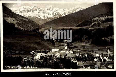 Steinach am Brenner Tirol, blick auf die Ortschaft mit Nordkette | utilisation dans le monde entier Banque D'Images