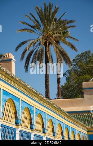 Le Bahia Palace est un palais de la fin du XIXe siècle à Marrakech, au Maroc. C'est un monument historique et une attraction touristique bien connu de la ville. Banque D'Images