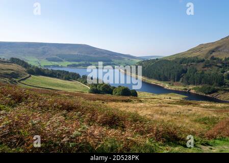 Réservoir Dove Stone, Greenfield, Greater Manchester, Angleterre. Banque D'Images