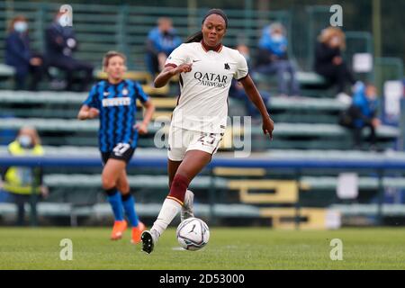 Milan, Italie. 11 octobre 2020. Milan, Italie, 11 octobre 2020, Allyson Swaby (EN tant que Roma) pendant FC Internazionale vs AS Roma - Championnat italien de football Serie A Women - Credit: LM/Francesco Scaccianoce Credit: Francesco Scaccianoce/LPS/ZUMA Wire/Alay Live News Banque D'Images