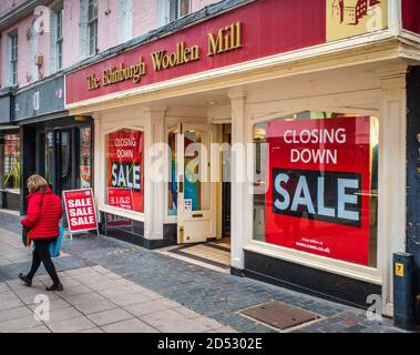 Fermeture de la vente de l'usine de Woolen d'Édimbourg - fermeture de la vente du magasin Norwich Edinburgh Woolen d'Édimbourg pendant la pandémie du coronavirus Covid-19. Banque D'Images