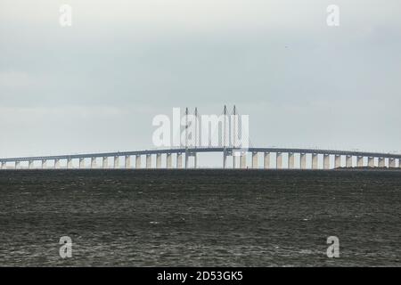 Pont d'Oresund sur la mer entre la Suède et le Danemark Banque D'Images