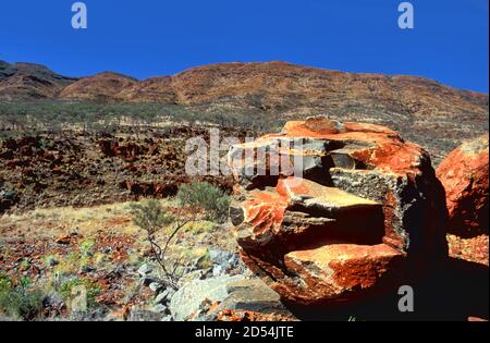 Granite Boulder, Hamersley Rangers, Pilbara, nord-ouest de l'Australie Banque D'Images