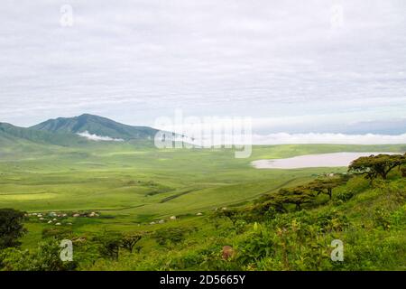 (201013) -- BEIJING, 13 octobre 2020 (Xinhua) -- photo prise le 27 janvier 2020 montre le paysage de la zone de conservation de Ngorongoro en Tanzanie. (Xinhua) Banque D'Images