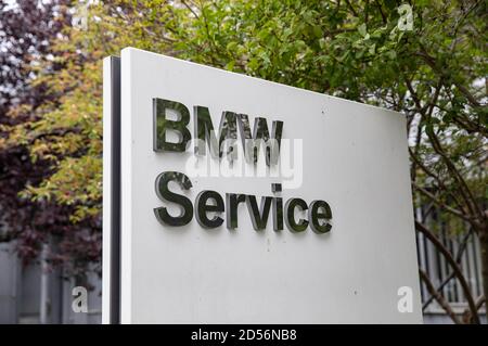 Munich, Allemagne. 11 octobre 2020. BMW (Bayerische Motoren Werke) en tant que marque principale du groupe BMW est un constructeur automobile allemand dont le siège social est à Munich. (Image de symbole, photo de thème) Munich, 11.10.2020 | usage dans le monde crédit: dpa/Alay Live News Banque D'Images