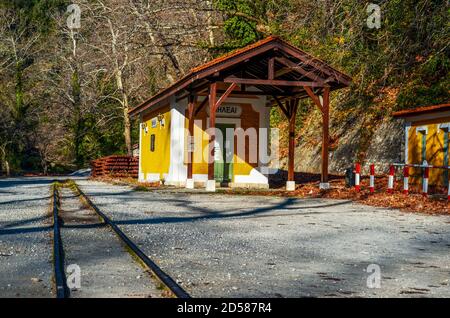 Milies Grèce - l'ancienne gare traditionnelle située près du village pittoresque appelé Milies. Banque D'Images