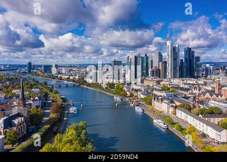 Vue aérienne du paysage urbain de Francfort-sur-le-main, Allemagne Banque D'Images