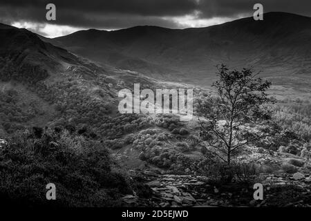 Image de paysage dramatique de la carrière de Slate Dinorwic à Llanberis, pays de Galles Banque D'Images