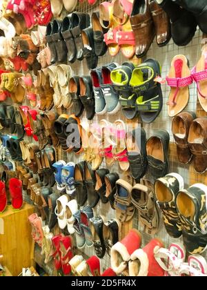 Sutter pardesh , inde - shose , UNE photo de shose dans noida 27 septembre 2020 Banque D'Images