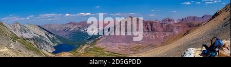 Vue sur le lac Snowmass depuis le passe Trailrider sur le Maroon Bells Loop, Aspen, Colorado, États-Unis Banque D'Images