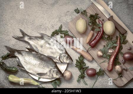 Grande bream de poisson de rivière cuite pour la friture Banque D'Images