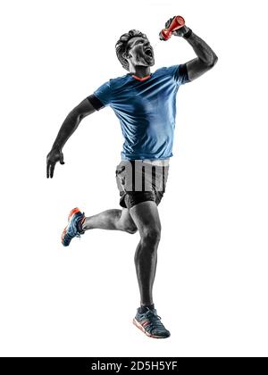 un coureur caucasien jogging jeune homme en studio isolé sur fond blanc Banque D'Images