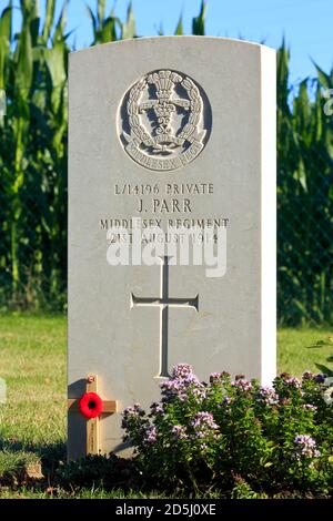 La tombe du soldat John Henry Parr (1897-1914) le premier soldat de l'Empire britannique à être tué au cours de la première Guerre mondiale à Mons, en Belgique Banque D'Images