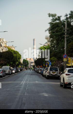 ISRAËL, tel Aviv - 28 septembre 2020 : routes vides du centre de la ville de tel Aviv pendant Yom Kippour. Vider les rues pendant la quarantaine du coronavirus. Pas de jour de voiture. Banque D'Images
