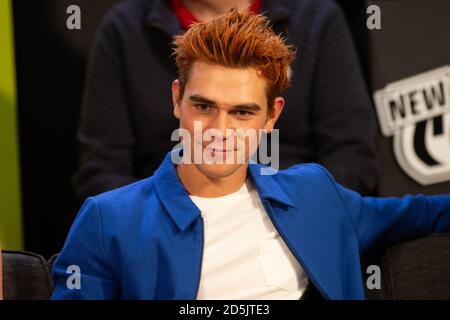 Riverdale Cast au NYCC en 2018 et 2019 Banque D'Images