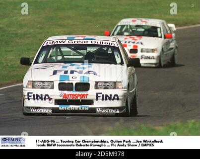 11-AOÛT-96 ... Championnats de voitures de tourisme, Oulton Park ...Joe Winkelhock dirige le coéquipier de BMW Roberto Ravaglia Banque D'Images