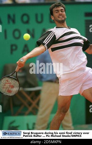 Sergi Bruguera lors de sa demi-victoire finale sur Patrick Roafter Banque D'Images