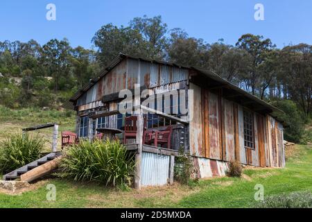 Maisons et bâtiments anciens de la ville historique de Laguna, localité de Cessnock, dans la région Hunter de Nouvelle-Galles du Sud, en Australie. Banque D'Images