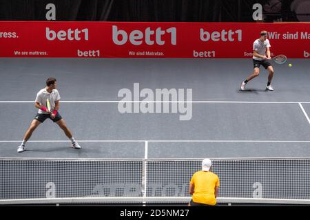 Mischa ZVEREV (gauche, GER) et Alexander ZVEREV (GER), action, tennis, bett1HULKS Indoor 2020, Champions Trophy, ATP 250 Tournoi le 13 octobre 2020 à Koeln/Allemagne. Â | utilisation dans le monde entier Banque D'Images