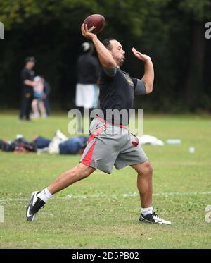 Les fans de la NFL participent à la Jaguars Se7ens Cup au Wimbledon Park, Londres. Banque D'Images