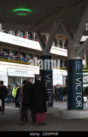 Signalisation BetVictor lors de la BetVictor Gold Cup Day of the Ouvert à l'hippodrome de Cheltenham Banque D'Images