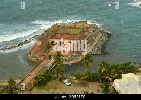 Vue aérienne de Fortin de San Geronimo de Boqueron (fort San Geronimo), San Juan, Porto Rico. San Geronimo de Boqueron est un petit fort situé dans le pe Banque D'Images