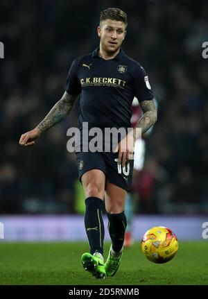 Barnsley's George Moncur Banque D'Images