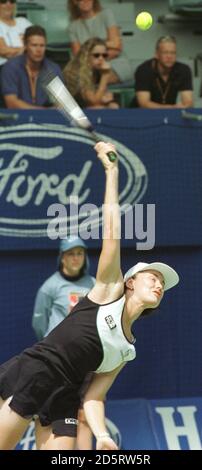 Martina Hingis en suisse contre Mary Pierce en France. Hingis a gagné 6-3, 6-4. Banque D'Images