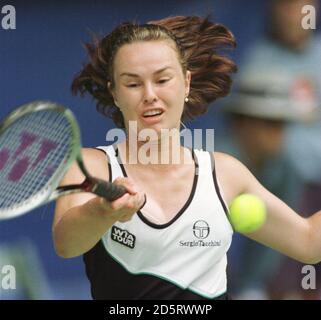 Martina Hingis en Suisse contre l'Amélie Mauresmo en France. Hingis a gagné 6-2, 6-3. Banque D'Images