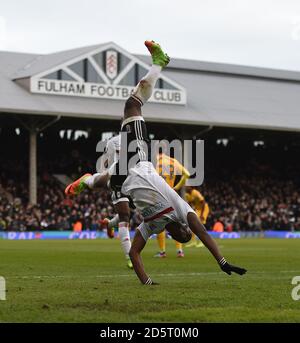 Neeskens Kebano de Fulham célèbre son troisième but Banque D'Images