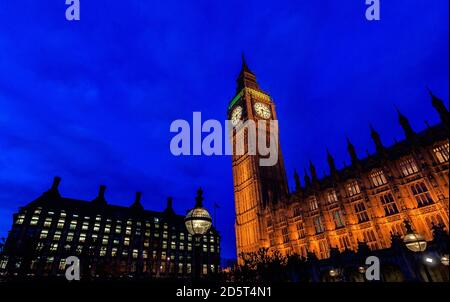 Une vue générale du Palais de Westminster, du lieu de réunion de la Chambre des communes et de la Chambre des Lords Banque D'Images