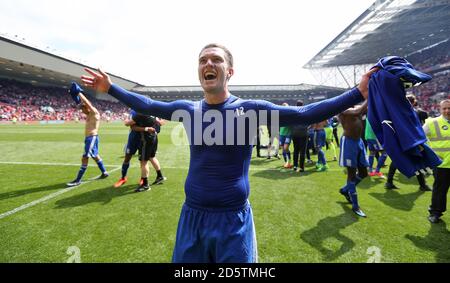 Craig Gardner de Birmingham City célèbre la survie du championnat après le match Banque D'Images