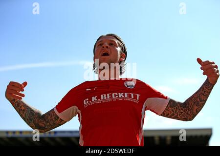 George Moncur de Barnsley célèbre après avoir terminé troisième objectif Banque D'Images