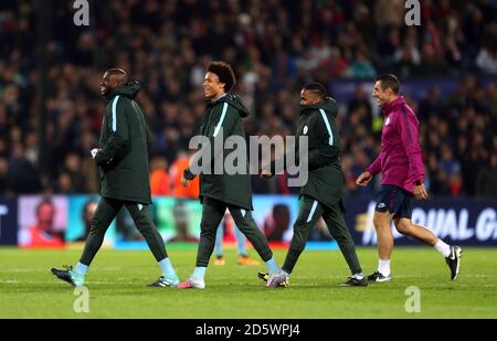 Les remplaçants de Manchester City (gauche-droite) Eliaquim Mangala, Leroy Sane et Raheem Sterling à mi-temps Banque D'Images