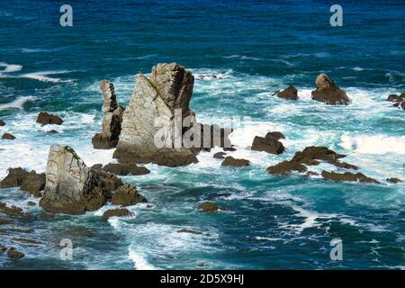 Mer Cantabrique se trouve près de la plage silencieuse, Principauté des Asturies, Asturies, Espagne, Europe Banque D'Images