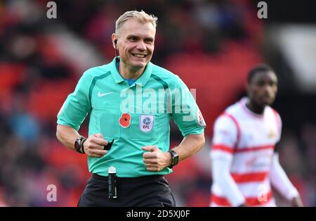 Match arbitre Graham Scott Banque D'Images