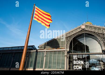 Barcelone, Espagne 23 décembre 2019 marché public, Mercat del Born, a établi le modernisme et est l'un des bâtiments célèbres, construit avec l'iro Banque D'Images