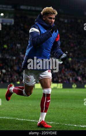 Lloyd Kelly de Bristol City se réchauffe Banque D'Images