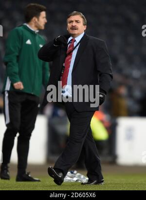 Oscar Ramirez, directeur du Costa Rica, lors du match international à Hampden Park, Glasgow Banque D'Images