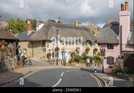 vieux bâtiments de chaume dans le vieux village de shanklin près de shanklin on l'île de wight Banque D'Images