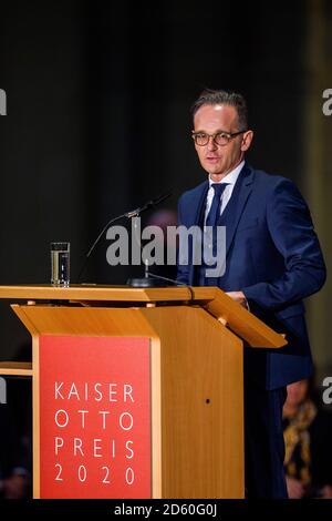 Magdebourg, Allemagne. 14 octobre 2020. Le ministre des Affaires étrangères Heiko Maas (SPD) prononce un discours élogieux avant la remise du prix Kaiser Otto. Le prix avait été décerné au Président roumain Iohannis. Tous les deux ans, la ville de Magdebourg décerne le prix, qui n'est pas doté, à des personnes ou à des organisations qui ont rendu des services exceptionnels à la compréhension européenne. Credit: Klaus-Dietmar Gabbert/dpa-Zentralbild/dpa/Alay Live News Banque D'Images