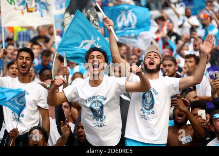 Les fans de Marseille devant le match Banque D'Images