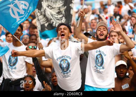 Les fans de Marseille devant le match Banque D'Images