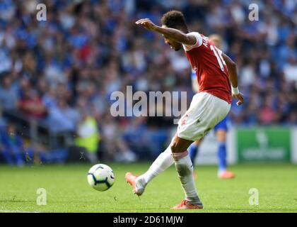 Pierre-Emerick Aubameyang d'Arsenal marque le deuxième but de son côté jeu Banque D'Images