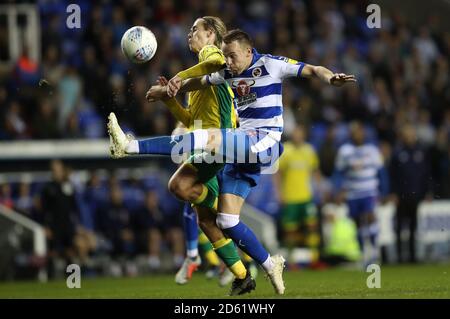 Chris Gunter et Todd Cantwell de Norwich City Banque D'Images