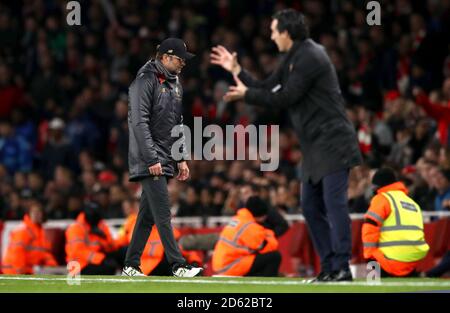 Jurgen Klopp (à gauche), directeur de Liverpool, semble abattu Banque D'Images