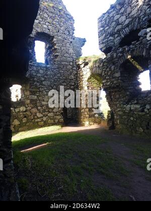 2020 oct - intérieur du château de Dunskey près de Portpatrick Ecosse. Portpatrick est le terminus proposé pour un tunnel ou un pont de linke à Larne en Irlande. Banque D'Images