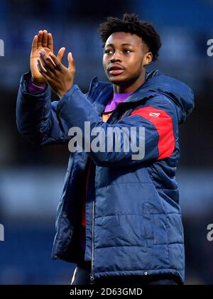 Antoine Semenyo de Bristol City applaudit les fans après le match Banque D'Images