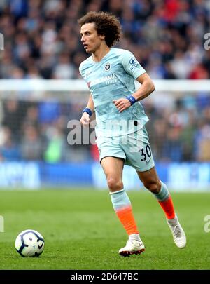 David Luiz de Chelsea en action pendant le match de la Premier League Au stade de Cardiff Banque D'Images